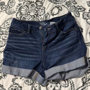 Time and Tru Women's Rolled Cuff Jean Shorts - Dark Blue